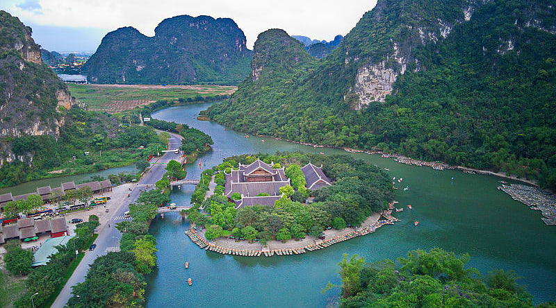 Pagoda in the center of Trang An in Ninh Binh, Vietnam Pagoda in the center of Trang An in Ninh Binh, Vietnam