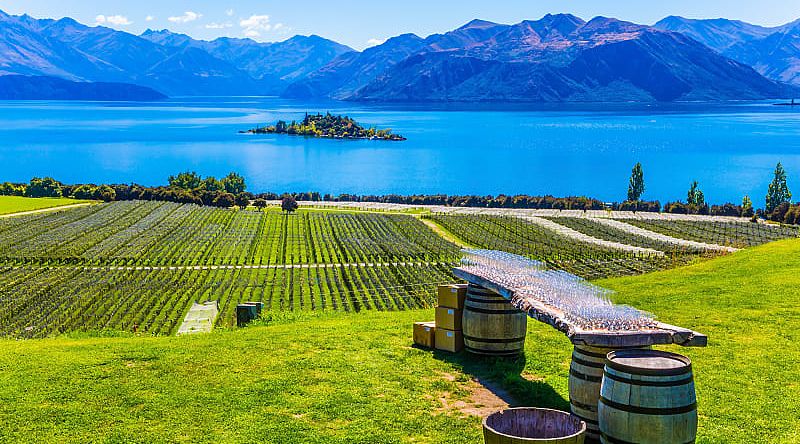 Relax in the southernmost wine-growing region of the world, Lake Wanaka