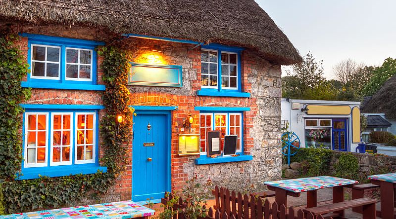 Traditional Cottage in Limerick, Ireland Traditional Cottage in Limerick, Ireland