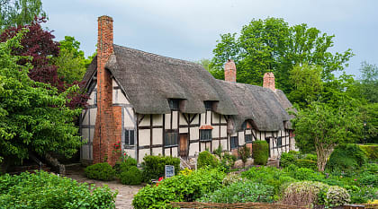 The house of Ann Hathaway, Shakespeare's wife, in Straftord-upon-Avon, England