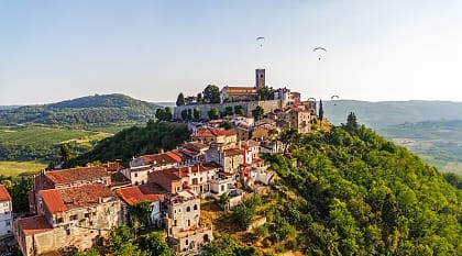 Hang gliding in Motovun, Croatia