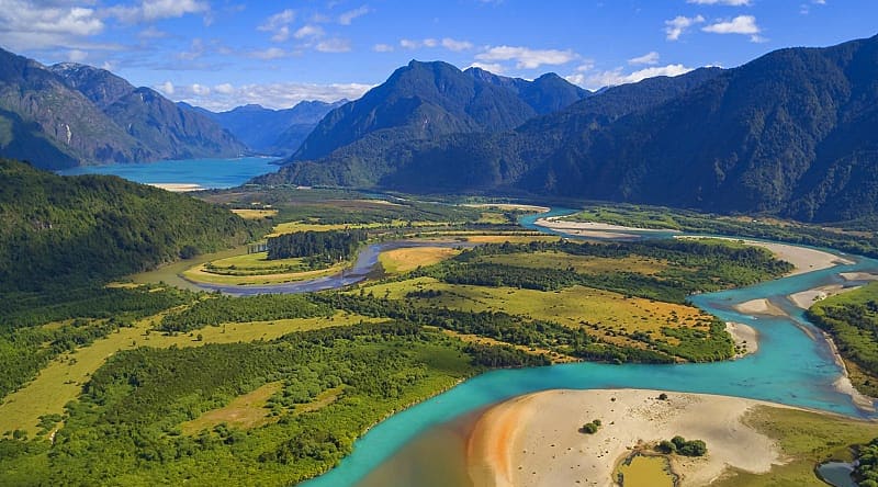 Puelo River Valley, Chile Puelo River Valley, Chile