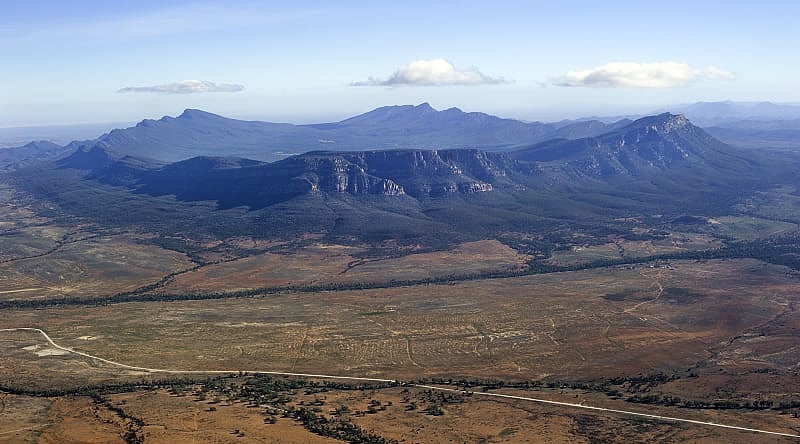 Flinders Ranges National Park, Australia Discover the unique and epic contours of Australia's enchanting landscape