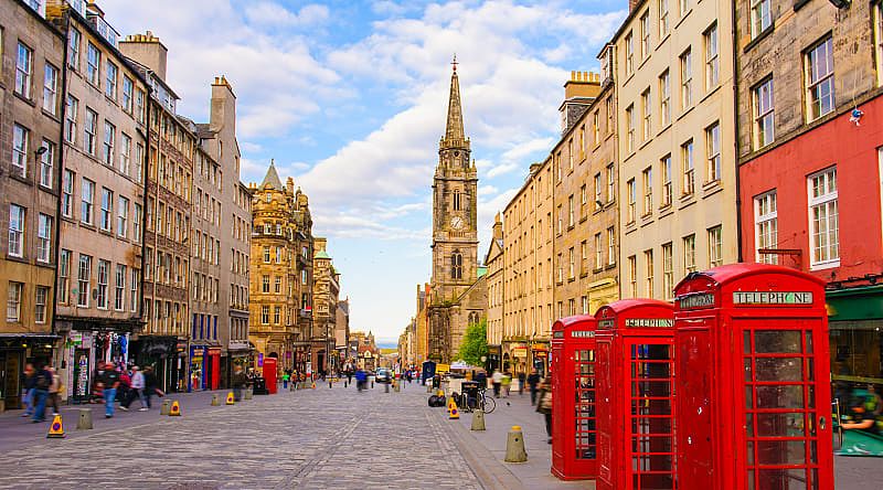 Street view of Edinburgh, Scotland