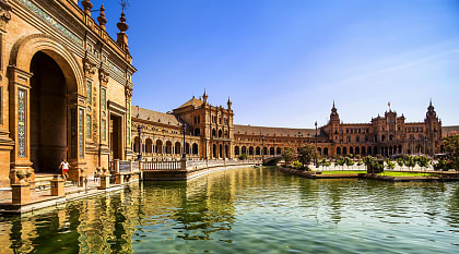 Plaza de España in Seville, Spain Plaza de España in Seville, Spain
