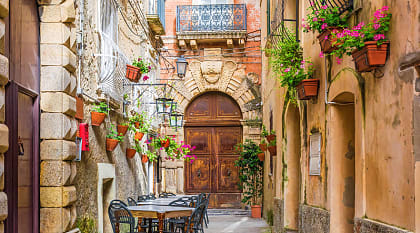 A small cafe in Positano, Italy A small cafe in Positano, Italy