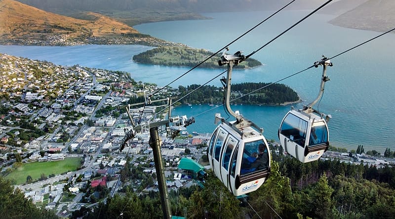One of the incredible moments of this adventure is a ride on the horizon over Queenstown One of the incredible moments of this adventure is a ride on the horizon over Queenstown