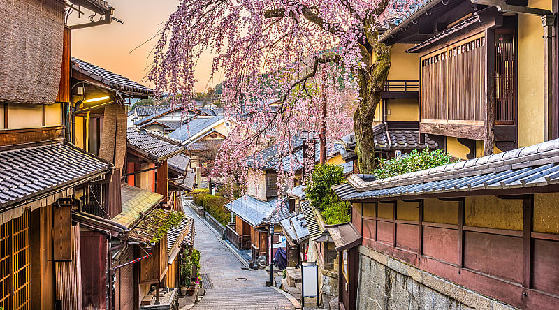 Higashiyama distirct in Kyoto, Japan Higashiyama distirct in Kyoto, Japan