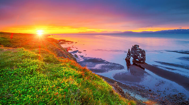Hvítserkur rock formation on the Vatnsnes peninsula in North-West Iceland