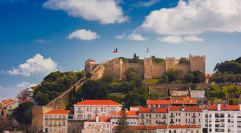 São Jorge Castle on top of the hill in Lisbon, Portugal