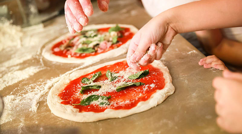 Cooking class (Margherita style pizza) in Italy