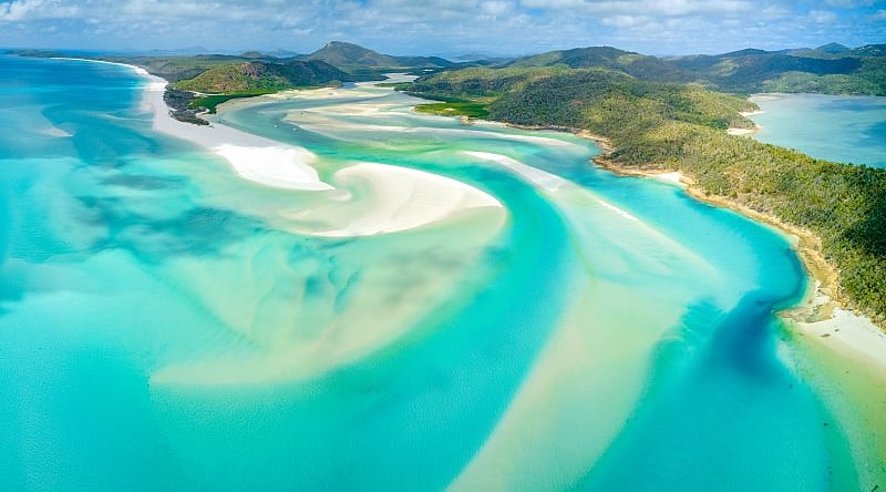 Enjoy the beauty of Whitsunday Island, Australia