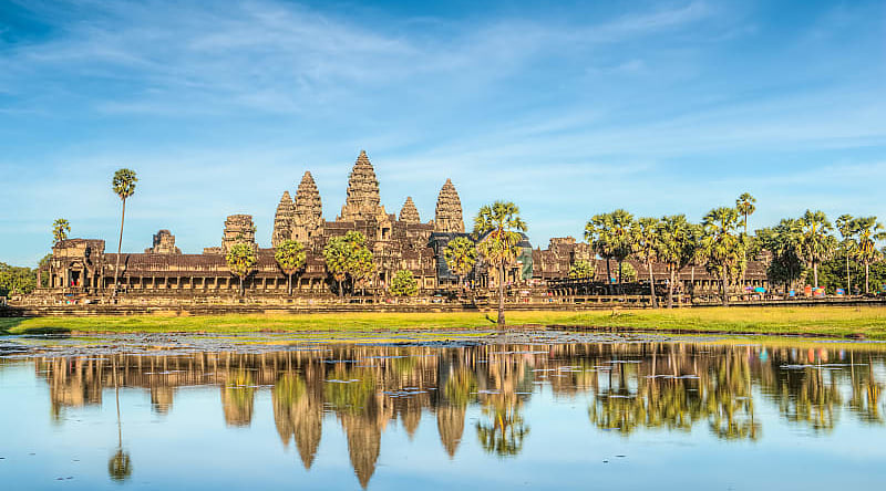 Status of Angkor Wat in sunset the golden shine at Siem Reap, Cambodia