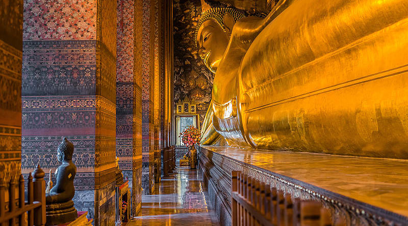 Reclining Buhhda at Wat Pho in Bangkok, Thailand