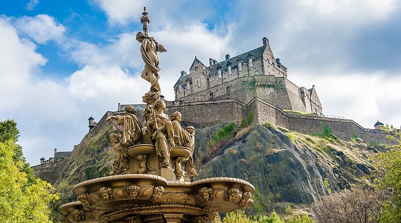 Fountain in front of Edinburgh Castle in Scotland