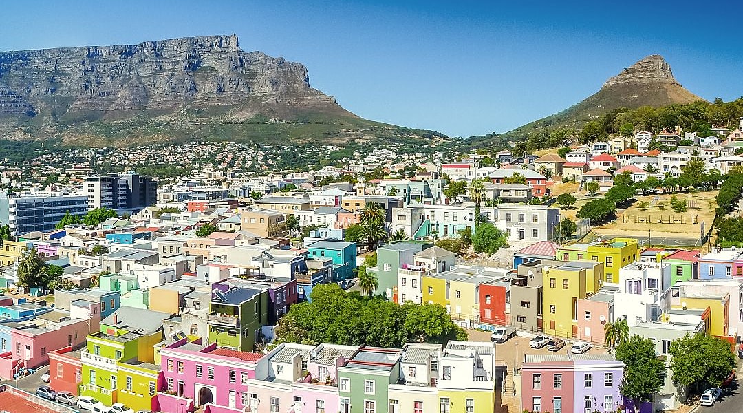 Bo-Kaap in Cape Town, South Africa. Photo by SkyPixels - CC BY-SA 4.0