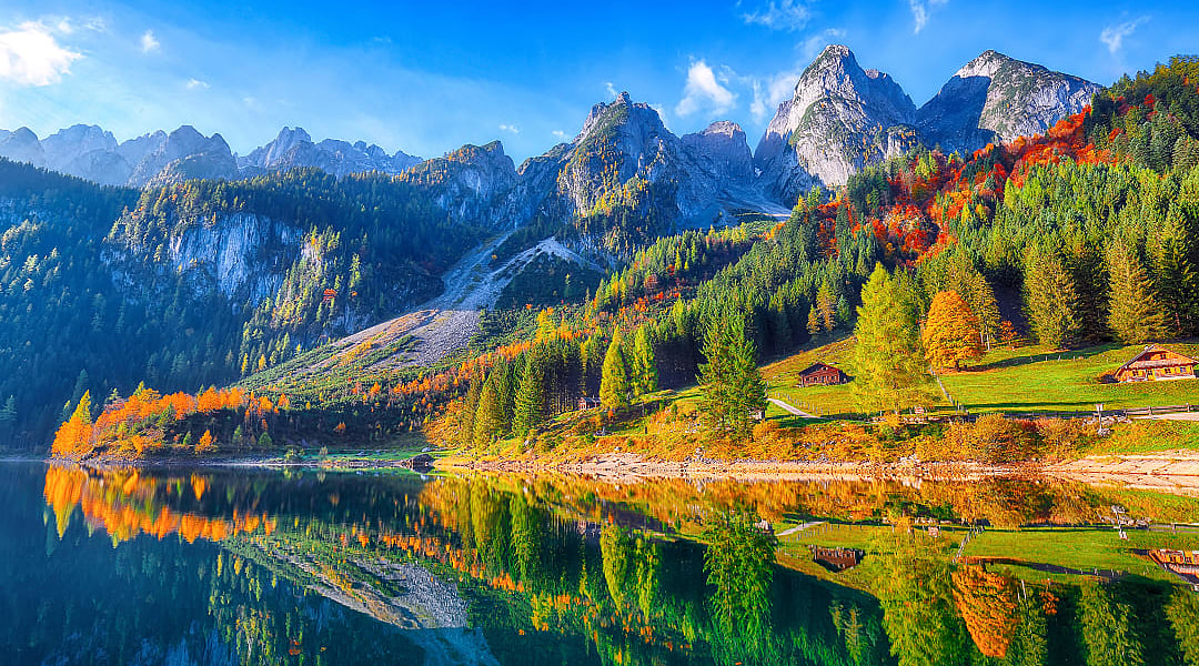 Fall colors at Gosauseen Lake in Austria