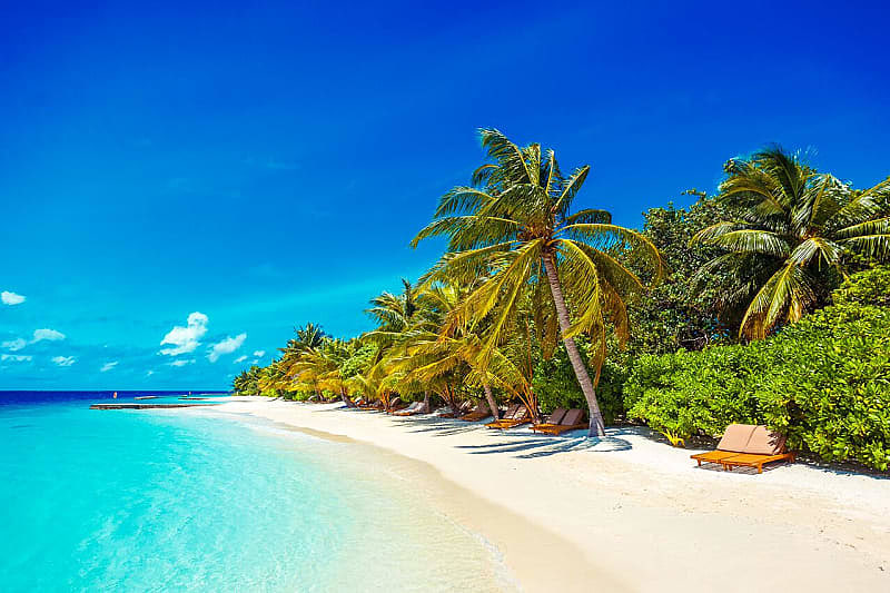 Lily Beach Resort & Spa at Huvahendhoo Lily Beach Resort & Spa at Huvahendhoo