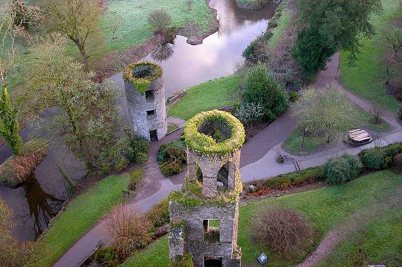 Walk around Blarney Castle to kiss the legendary Blarney Stone, the magical stone of eloquence.