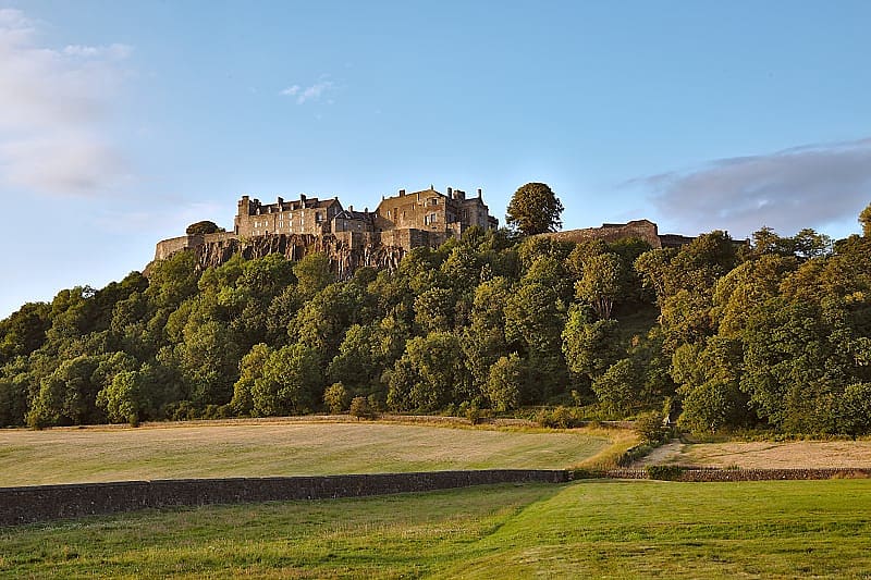 Stroll hand-in-hand through the grandeur of Scottish palaces inside the remarkable halls and prestigious art of Stirling Castle