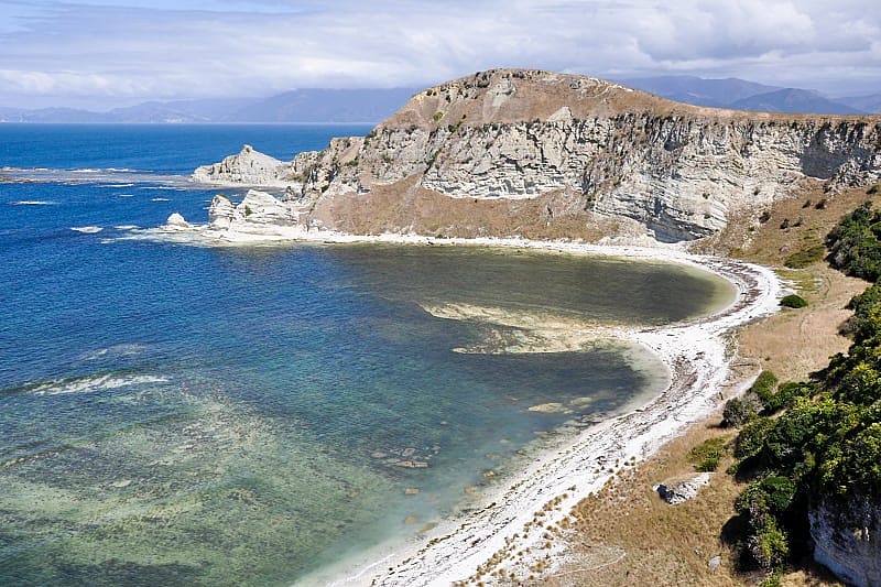 Surround yourself with the natural beauty of Kaikoure Island