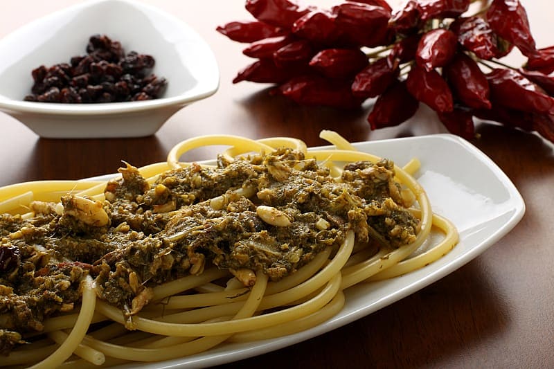 Pasta with sardines and fennel, a true feast of traditional Italian cuisine