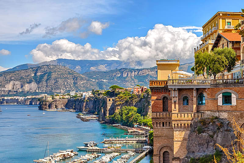 Admire the views of the Gulf of Naples from the greasy shores of the Sorento