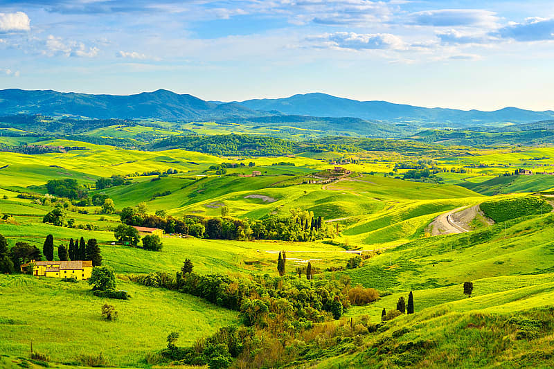 Green rolling hills in the Tuscany landscape