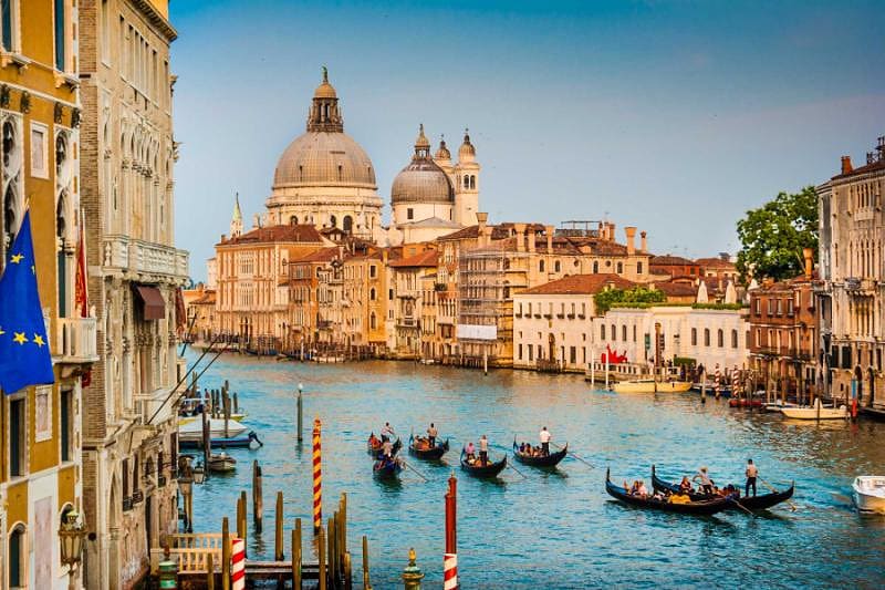 Grand Canal and view of the Basilica di Santa Maria della Salute, Venice, Italy