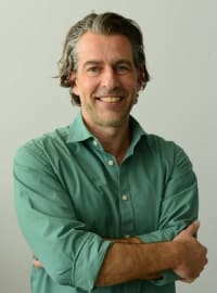 Travel agent Pedro in Portugal