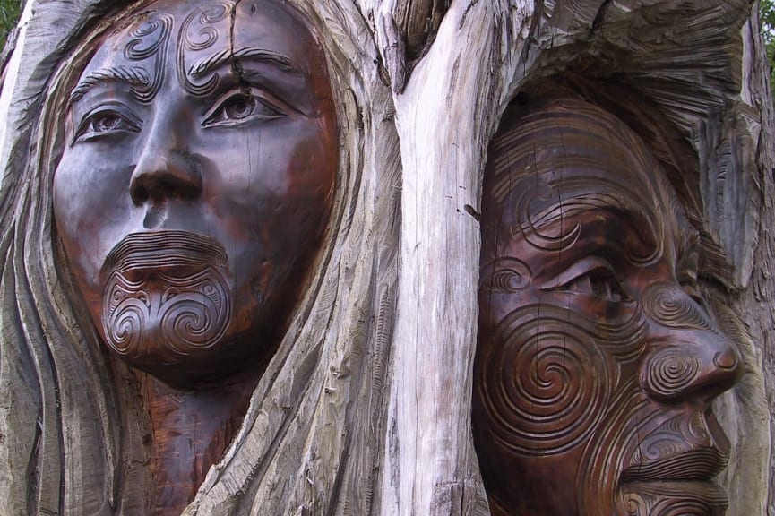 Maori wood carving