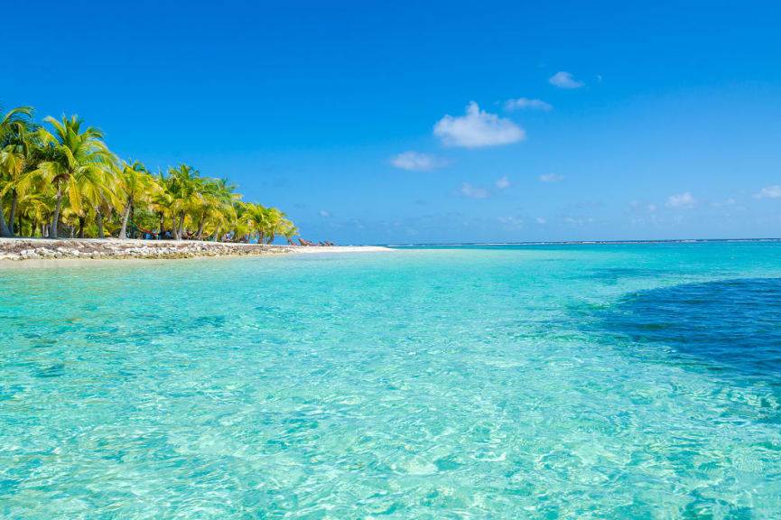 Clear turquoise water in Ambergris Caye, Belize