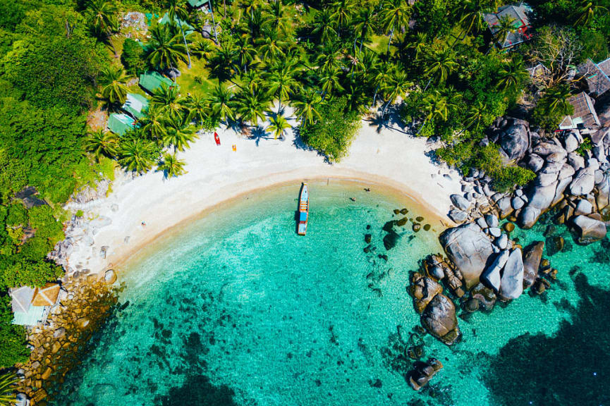 Sai Nuuan beach in Koh Tao, Koh Phangan District, Thailand