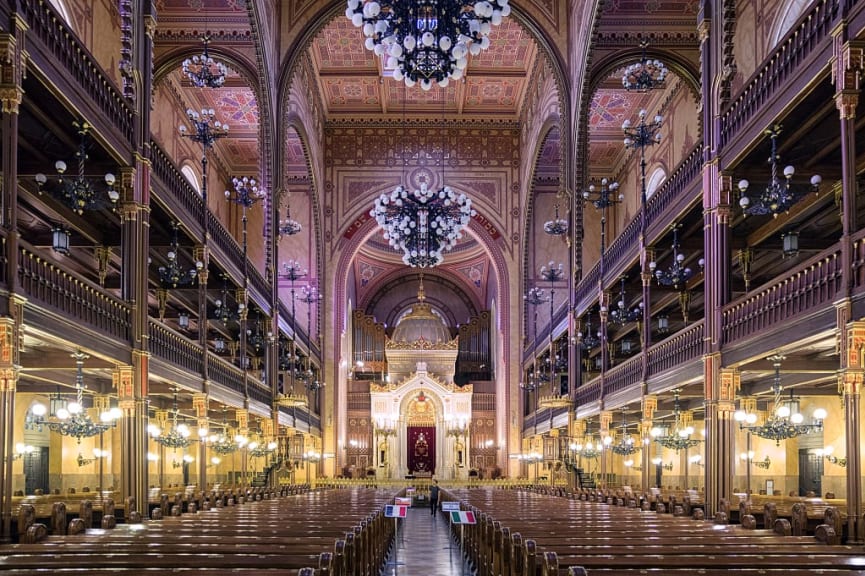 Interior of Dohány Street Synagogue