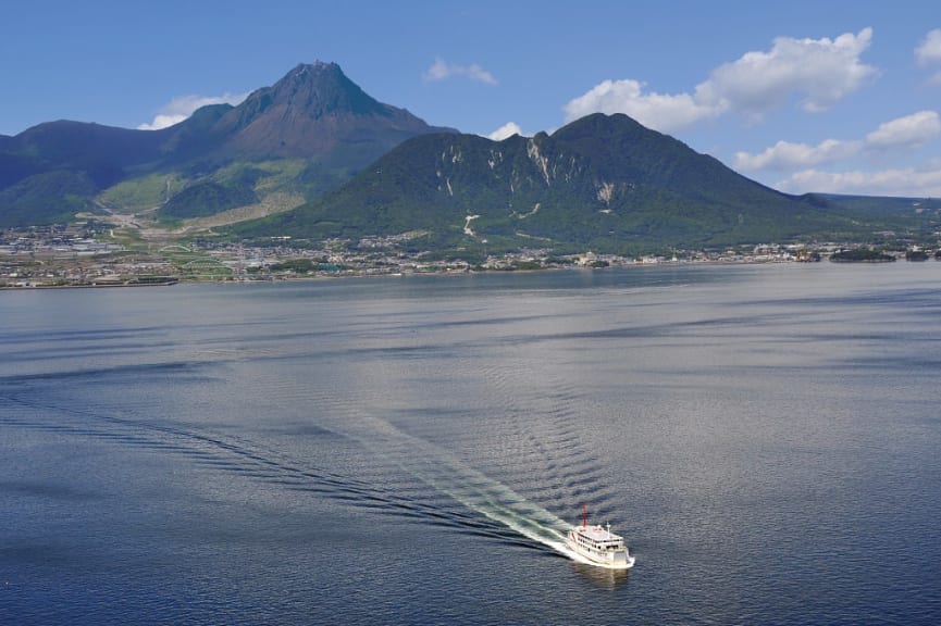 Kyusho Ferry, connecting Nagasaki Prefecture with Kumamoto Prefecture.  Photo courtesy Kyusho Ferry / JNTO