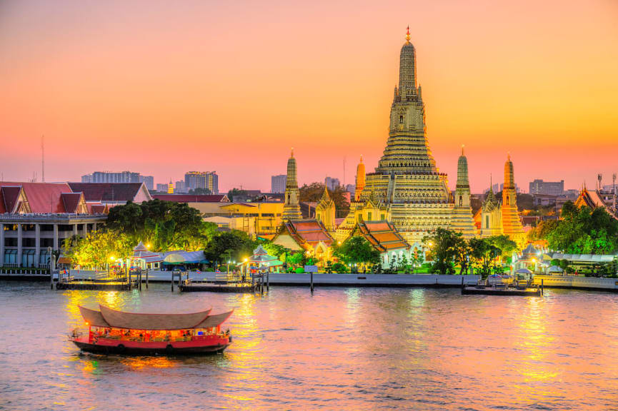 Wat Arun Buddhist temple in the Bangkok Yai district of Bangkok