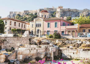 Plaka is the most ancient district of Athens in its very center, right below the Acropolis.