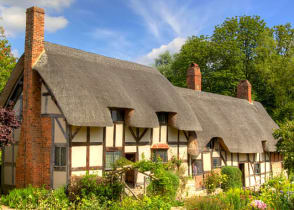 Anne Hathaway's cottage in Shottery village, Stratford upon Avon in England