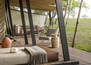 Luxury tent on Serengeti, Tanzania