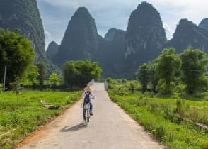 Bicycle tour around Yangshuo, Guangxi, China