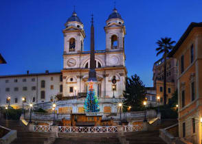 Christmas tree on the Spanish Steps in Rome, Italy