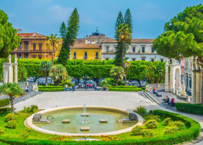 Catania Bellini Park, Sicily Bellini Park in Catania,  Villa Bellini is a great park in the heart of Catania, where you can hide from the hustle and bustle of the city.