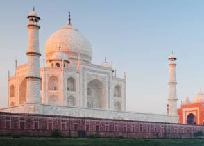 Sunrise at the Taj Mahal in India