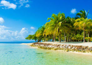 Beach on South Water Caye in Belize