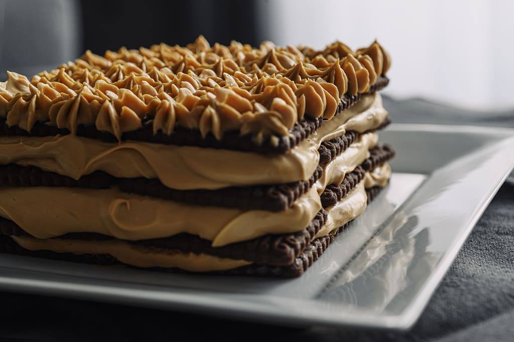 Chocotorta, chocolate cake with made with soaked cookies, dolche de leche and cream