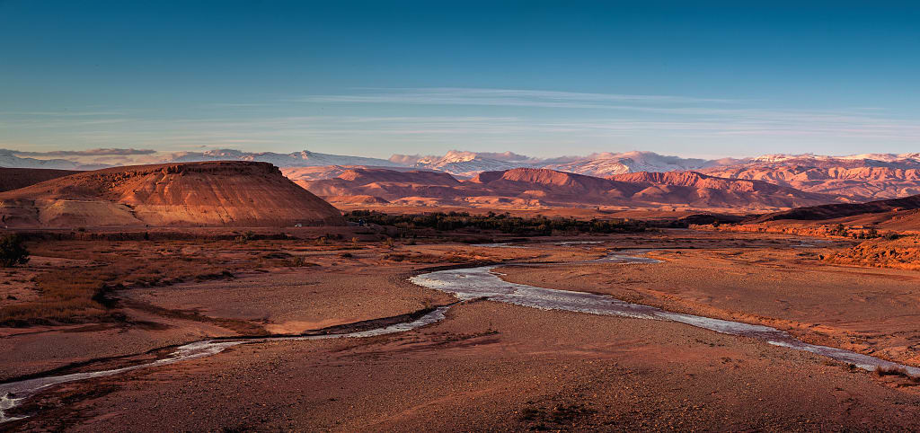 Atlas mountains and valley in the Quarzazate province, Morocco