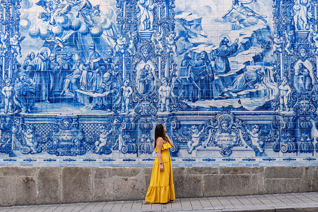 Chapel of Souls in Porto, Portugal