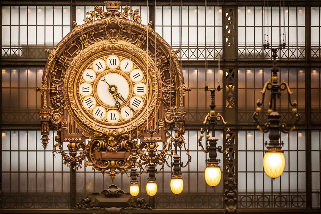 Clock and chandeliers at the d’Orsay Museum in Paris