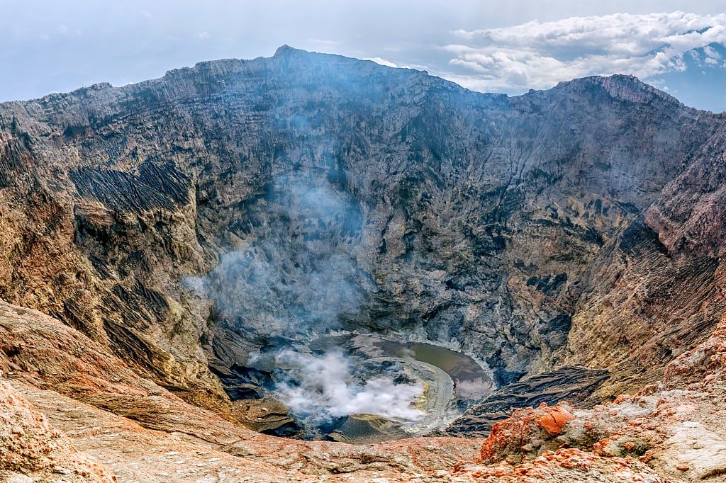 View into the Kerinci crater