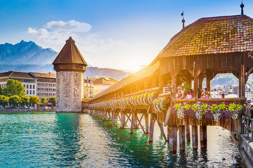 Old wooden bridge Kapellbrücke, Lucerne, Switzerland